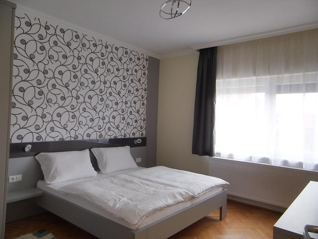 Alfa Apartman Sárvár Kamer foto